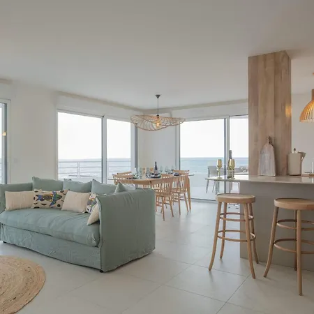 Valrasloc Archipel Panarea Vues Inegalees * فالراس بلاج